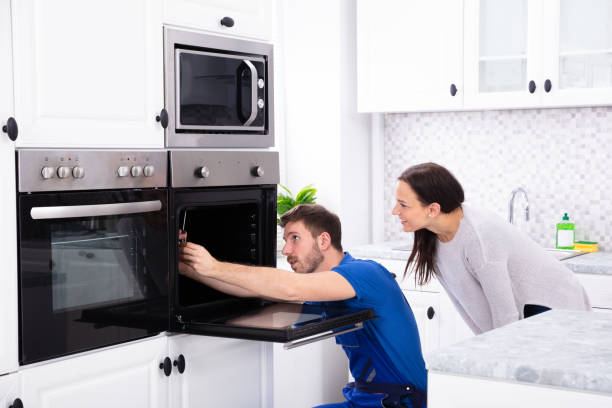Riparazione forno con cliente a Monza - Punto Riparazioni